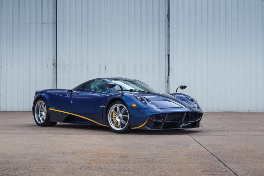 Pagani Huayra 2013 года  (NA) (фото 1 из 112)